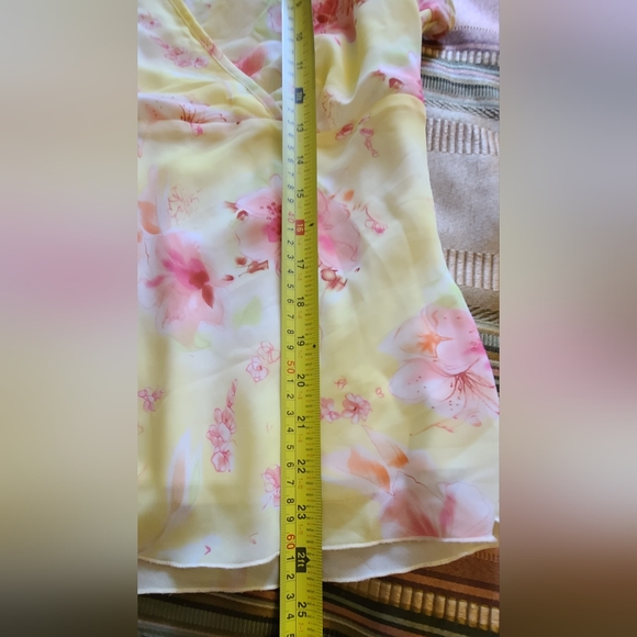 Cap sleeve Blouse - Picture 11 of 12